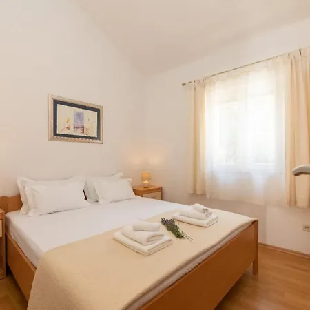 Apartman Jelena 1,2,3,4 & 5 - Free Parking *