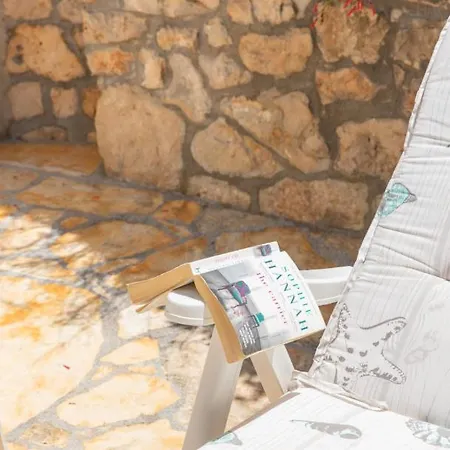 Jelena 1,2,3,4 & 5 - Free Parking Apartman *