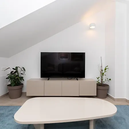 Lejlighed Jelena 1,2,3,4 & 5 - Free Parking *